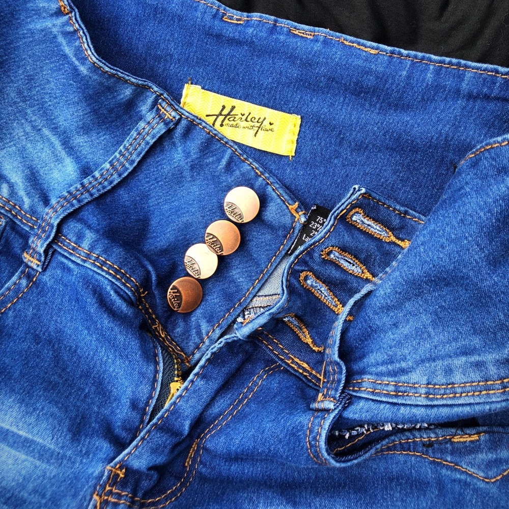 Brand new worn once skinny jeans! Size 5 women’s